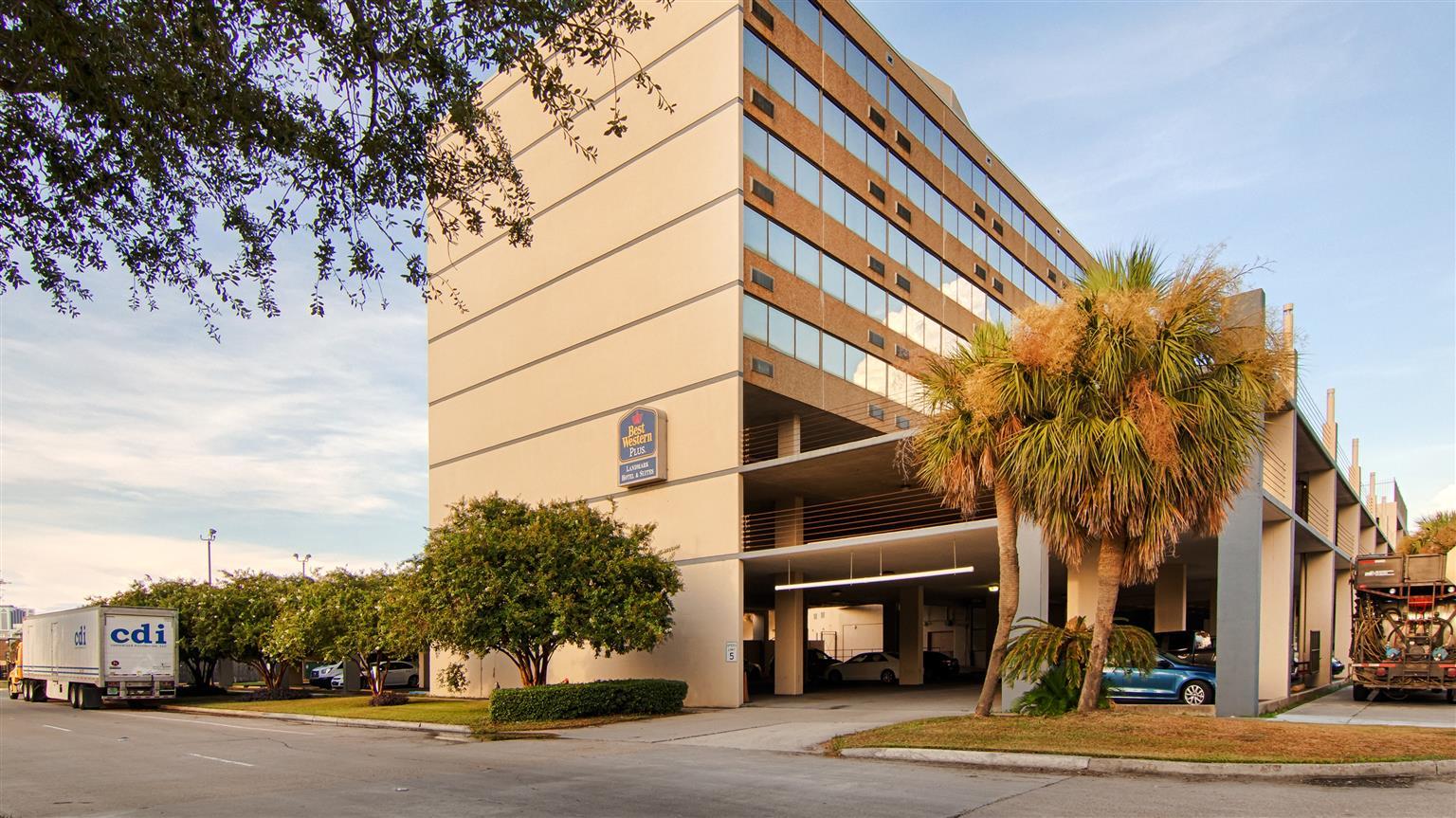 Comfort Inn & Suites At Copeland Tower Metairie Exterior foto