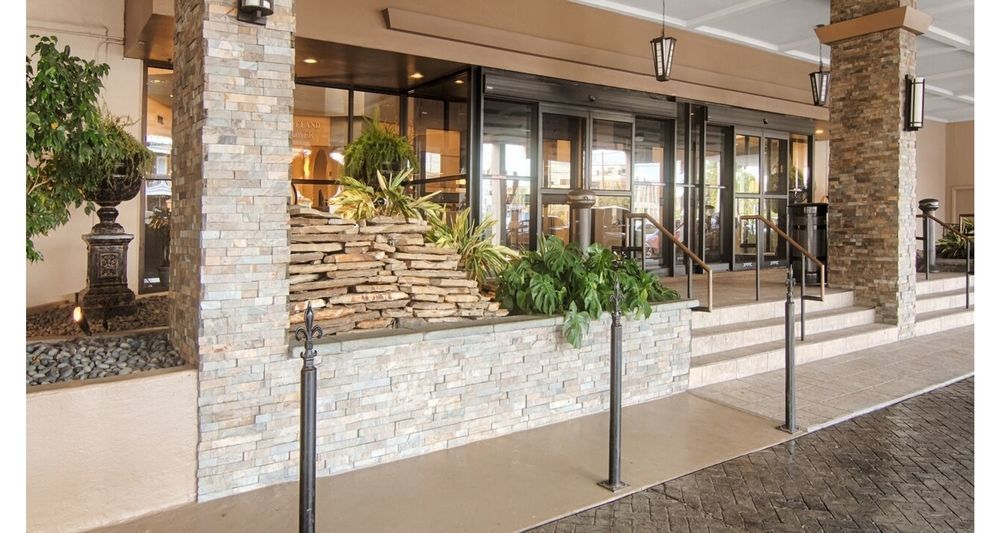 Comfort Inn & Suites At Copeland Tower Metairie Exterior foto
